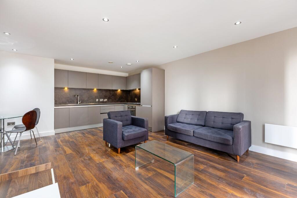 Apartment in Salford, Ordsall - View 4