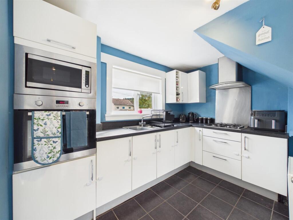 House in Paisley, Renfrewshire - View 5