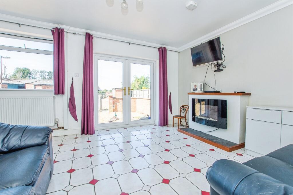 House in Peterborough - View 3