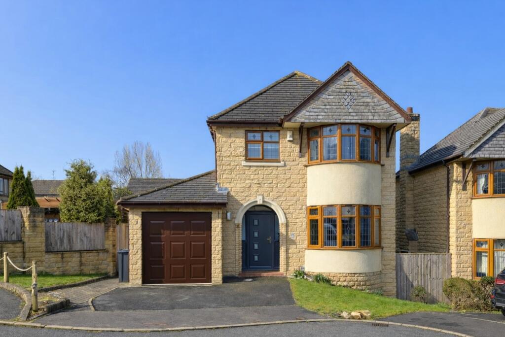 Main image of property: VICTORIA CHASE, BAILIFF BRIDGE, BRIGHOUSE, WEST YORKSHIRE, HD6