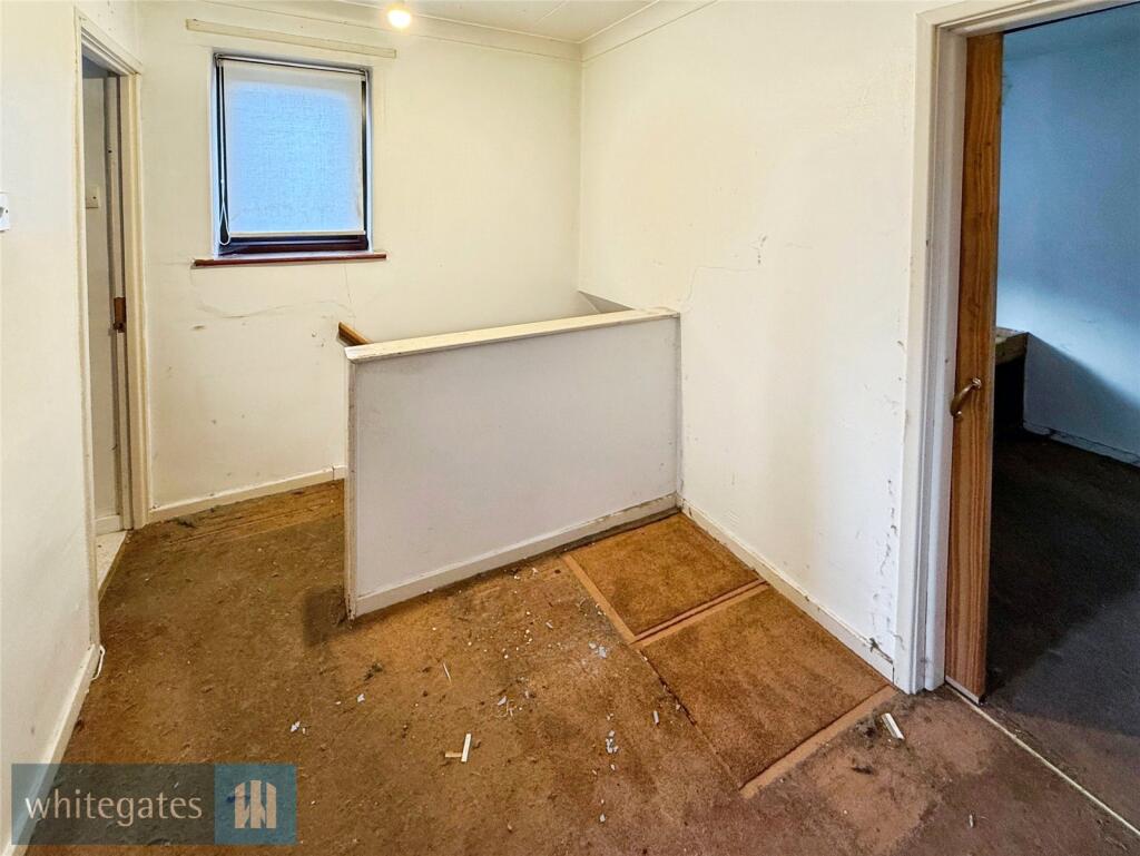 House in Barnsley, Athersley - More