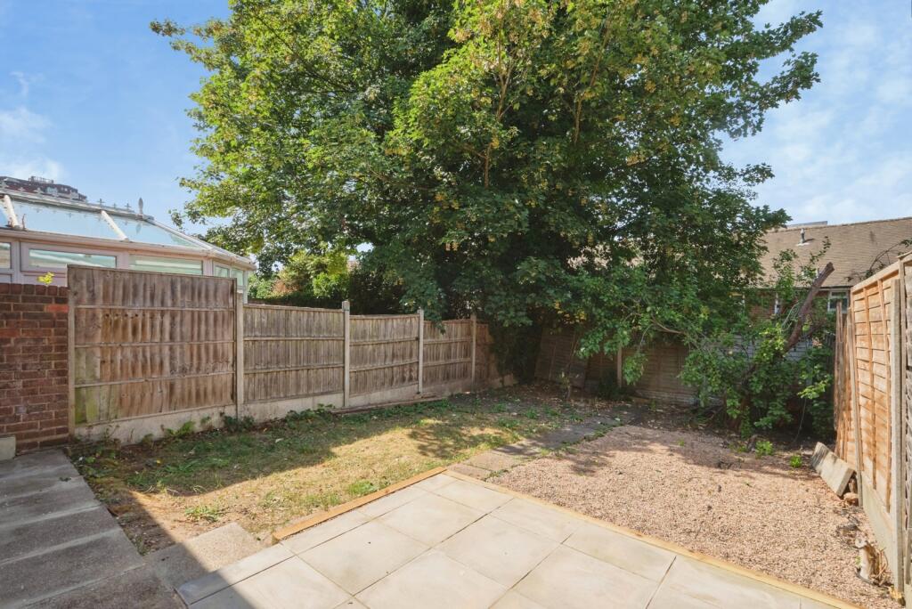 Broadfield Walk, BIRMINGHAM, West Midlands, B16 photo 4