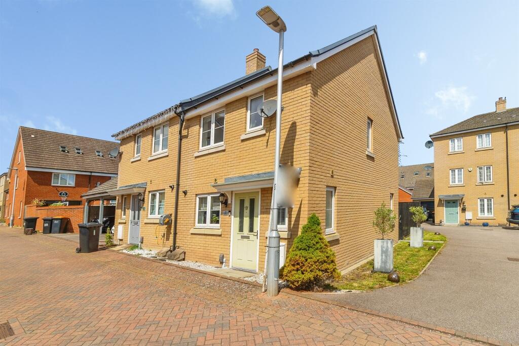 Main image of property: Feronia Mead, LEIGHTON BUZZARD
