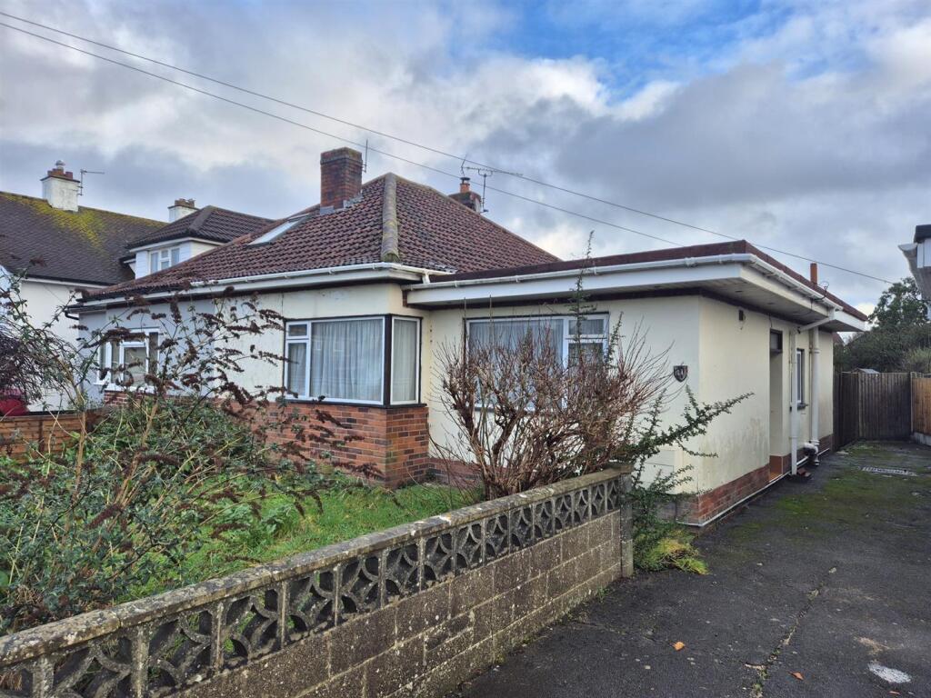2-bed semi-detached on Wellsea Grove, Weston-Super-Mare, £225,000