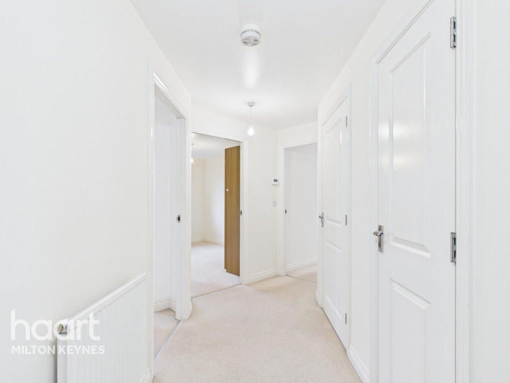 2-bed flat on Countess Way, Milton Keynes, £190,000