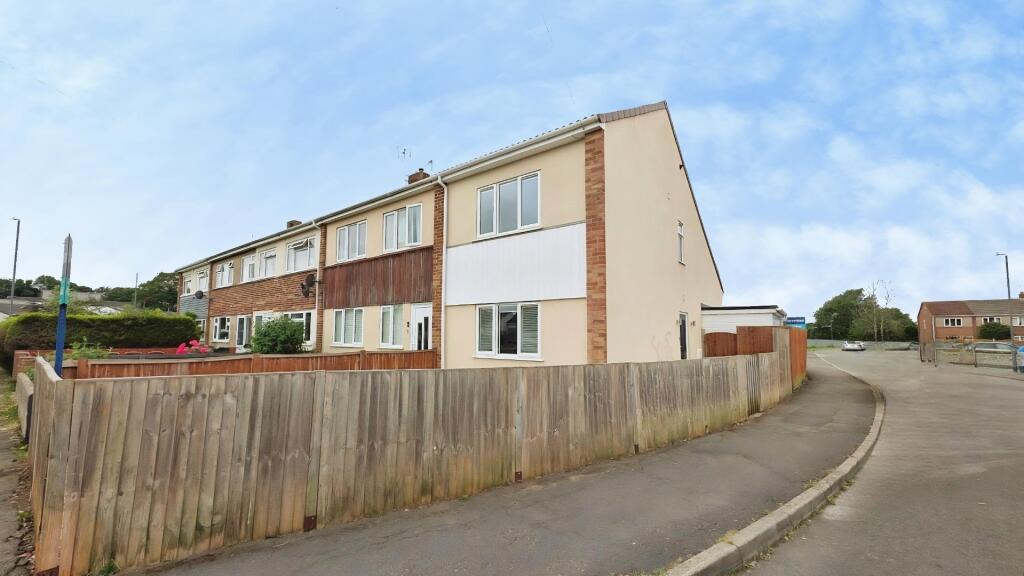 Main image of property: Stanshawe Crescent, Yate, Bristol