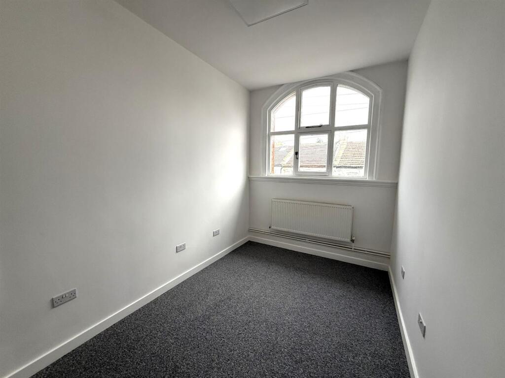 Main image of property: Office 4, 42-44 High Street, Swanscombe, Kent