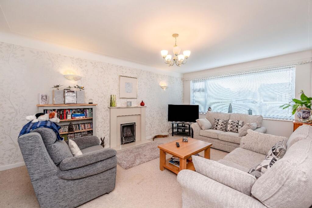 High Park, Gwernaffield, CH7 photo 3