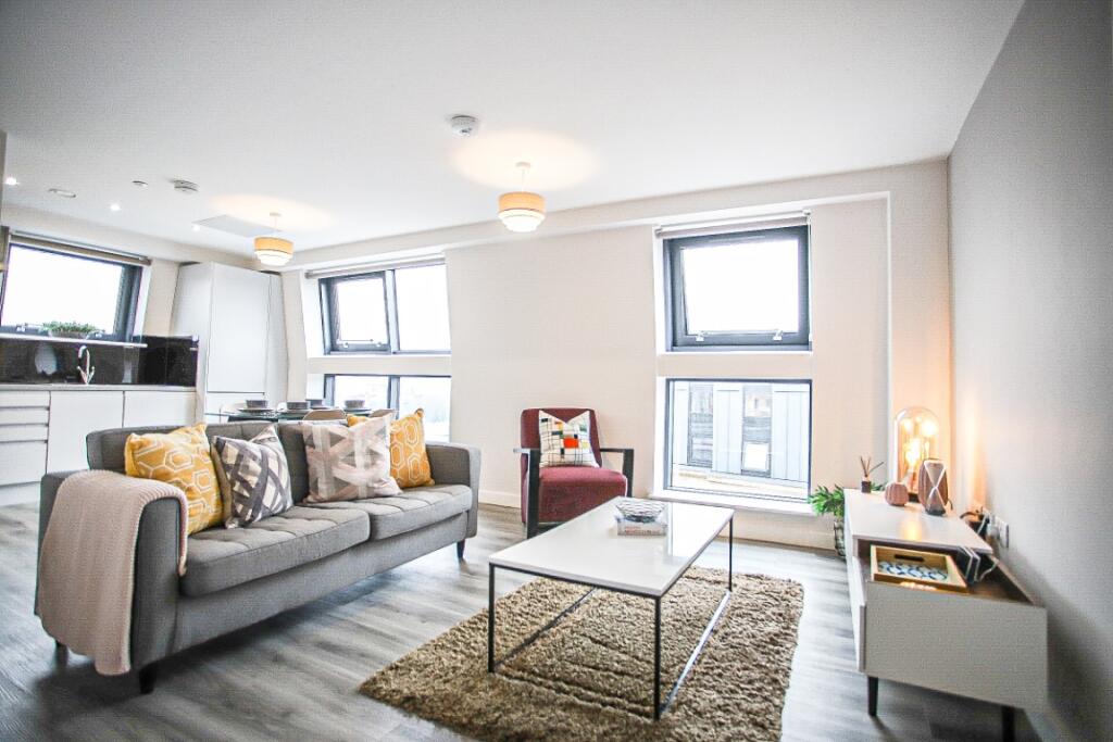 Apartment in Newcastle upon Tyne, Tyne and Wear - View 3