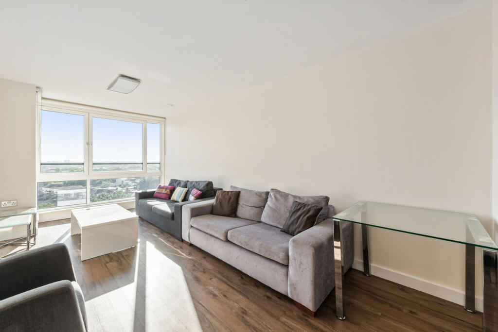 Main image of property: The Green, Southall, UB2