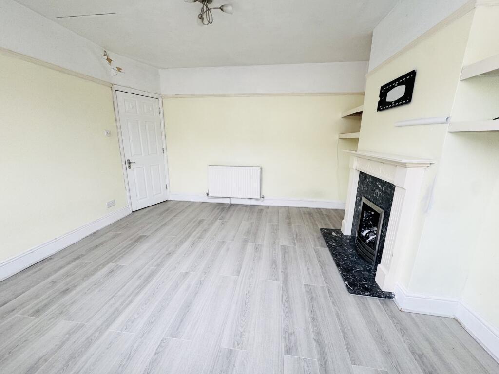 House in Luton, Limbury - View 5
