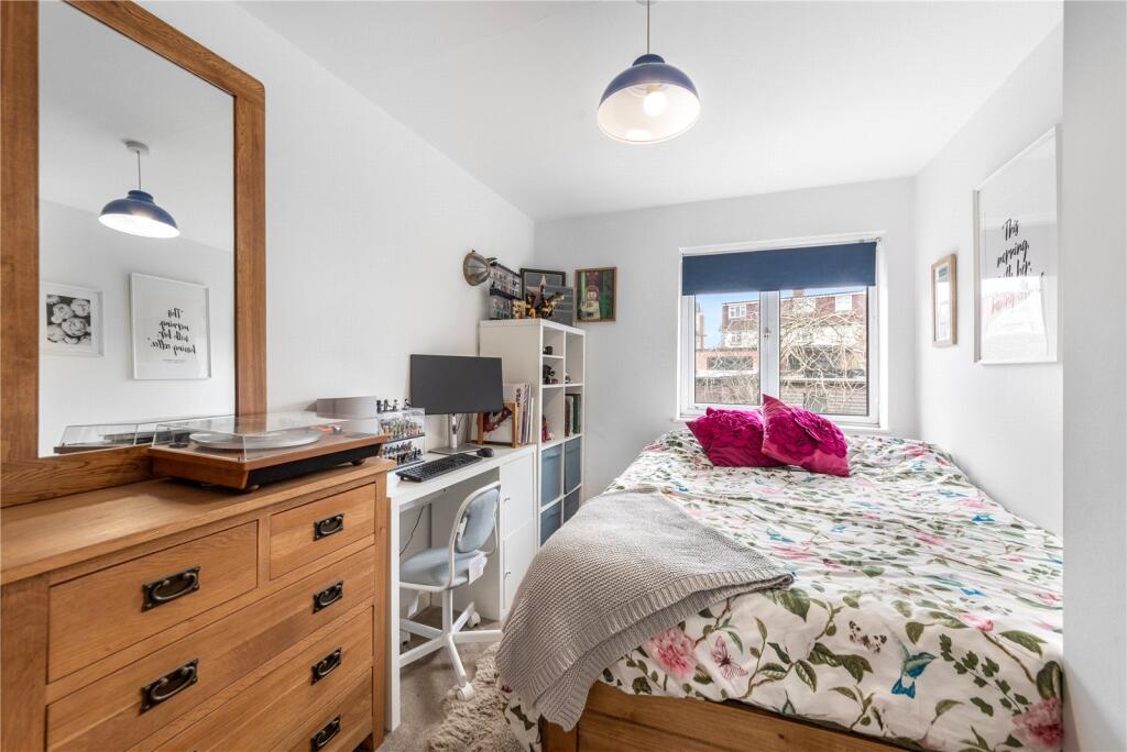 Additional image 11 of Robins Hill Drive, Alvechurch, Birmingham, Worcestershire, B48