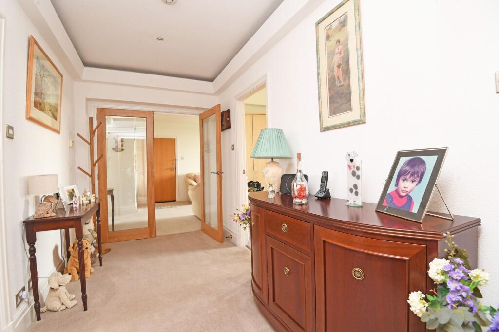 Apartment in Harrogate - View 4