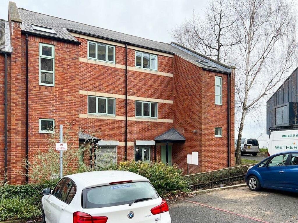 Apartment in Barnsley, South Yorkshire - View 6
