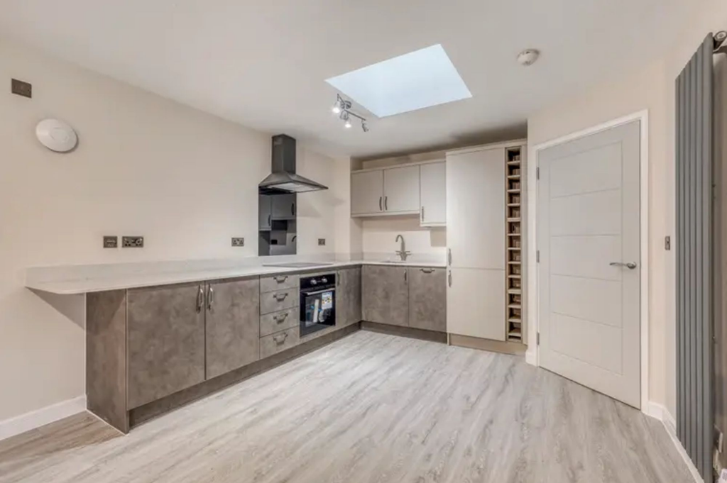 Additional image 3 of Bridge House, High Street, Kings Heath, B14