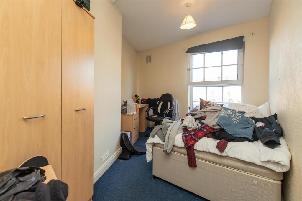 Apartment in Birmingham, Selly Oak - More