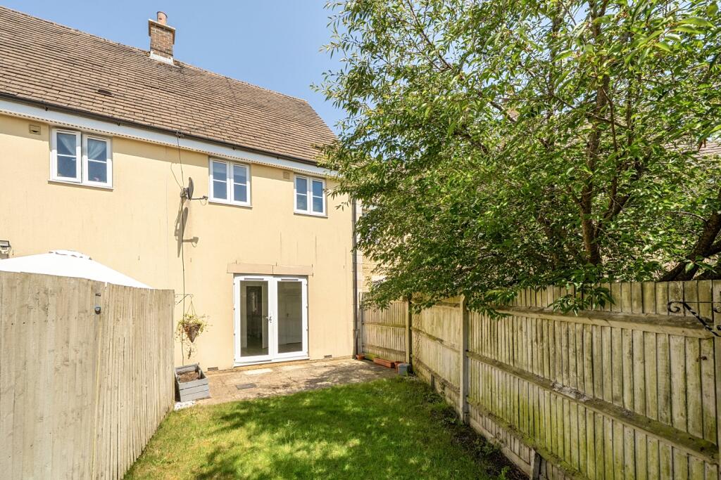 Main image of property: The Oaks, Carterton, Oxfordshire, OX18