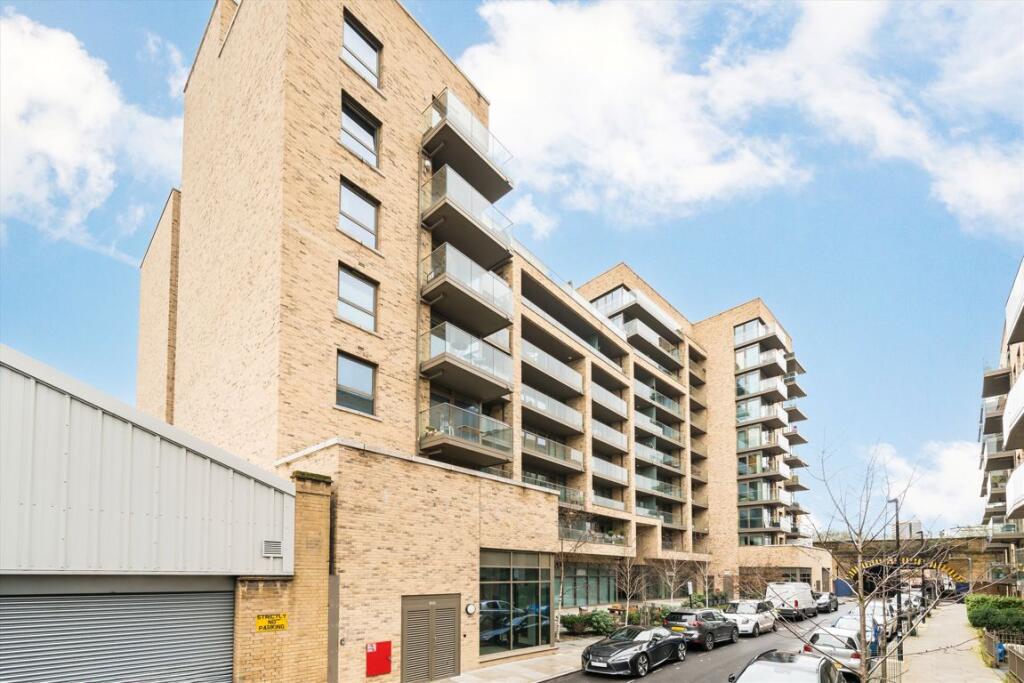 Main image of property: Hemming Street, Shoreditch