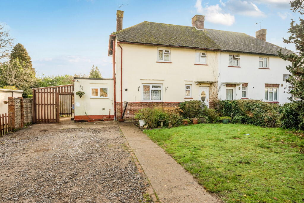 Main image of property: Little Lullenden, Lingfield, RH7 6DS