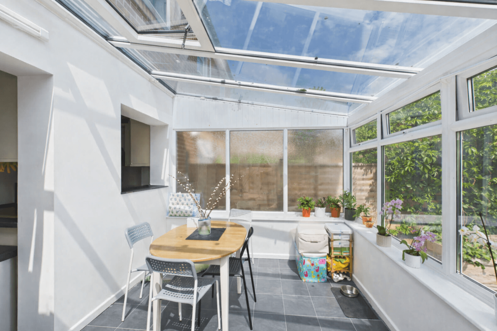 House in Fareham, Locks Heath - View 4
