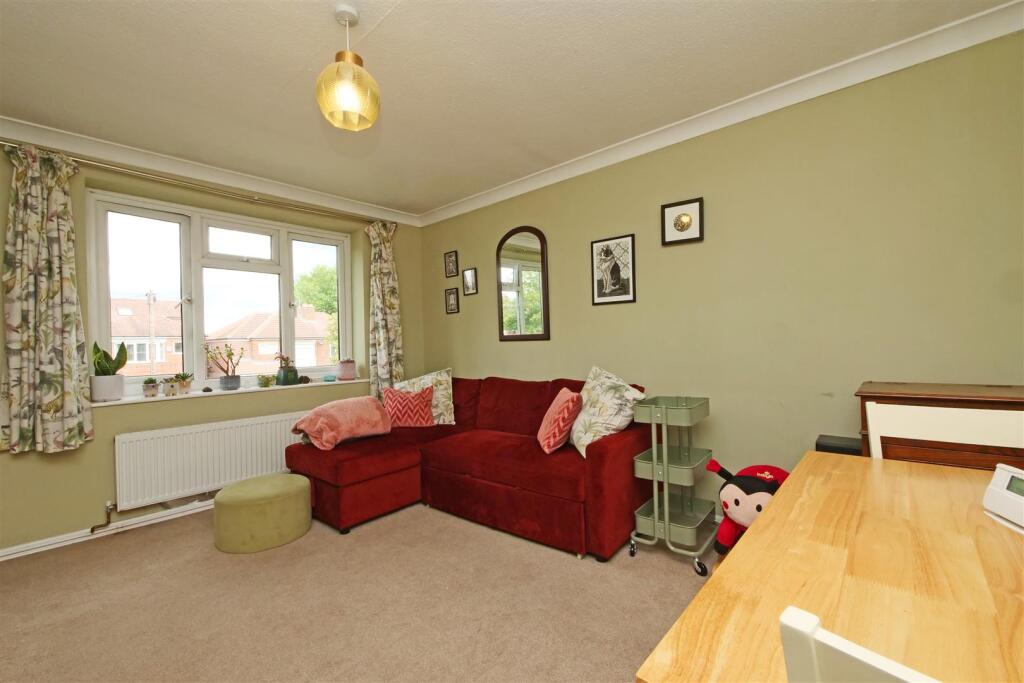 Apartment in York - View 2