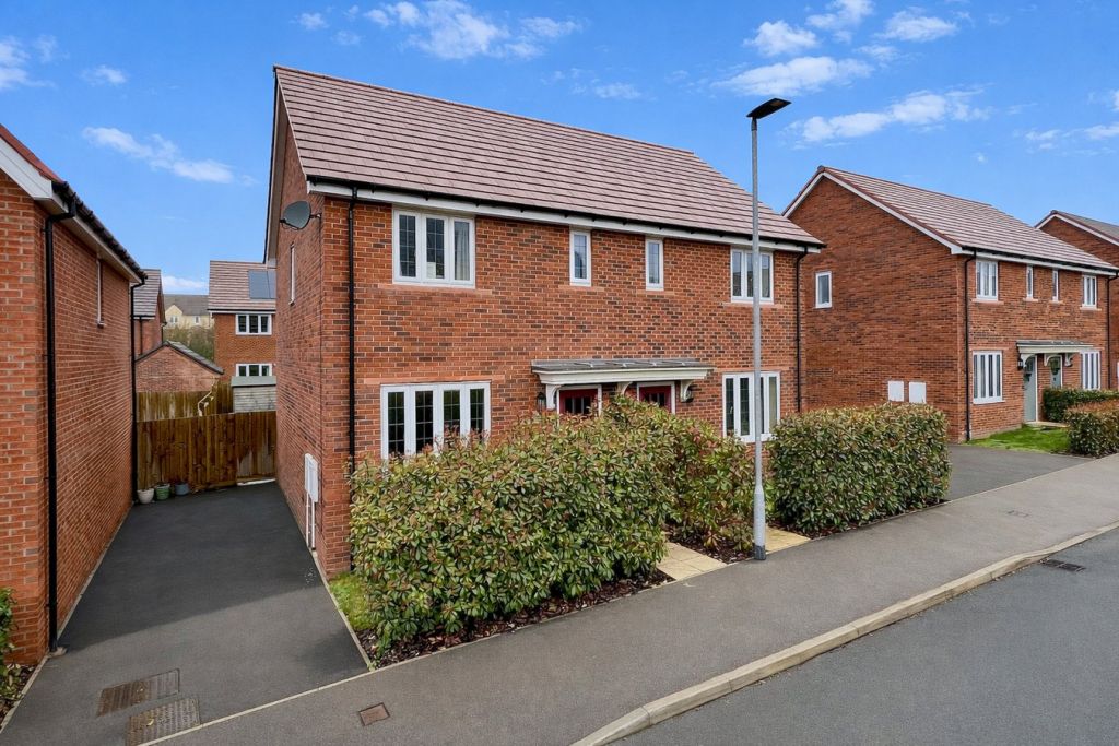 2-bed semi-detached on Swallowtail Road, Holmer, Hereford, HR4, £260,000