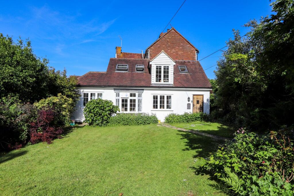 Main image of property:  Ewhurst Green, TN32
