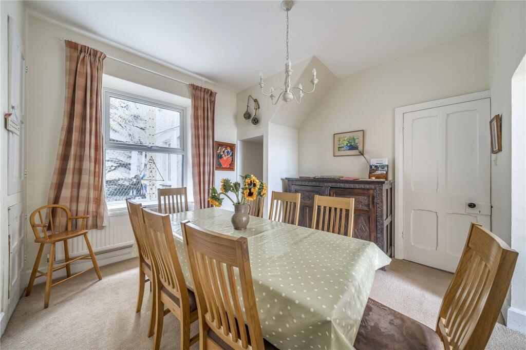 Terrace Road, Aberdovey, Gwynedd, LL35 photo 4