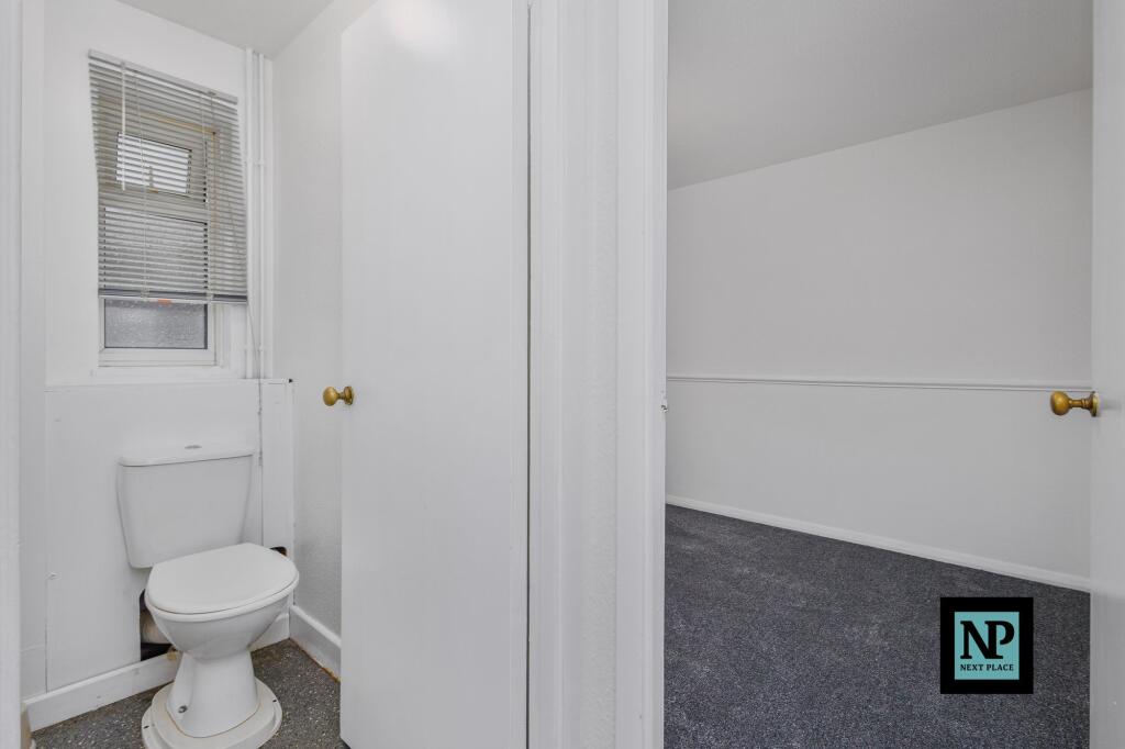 Additional image 11 of Carlcroft, Wilnecote, B77