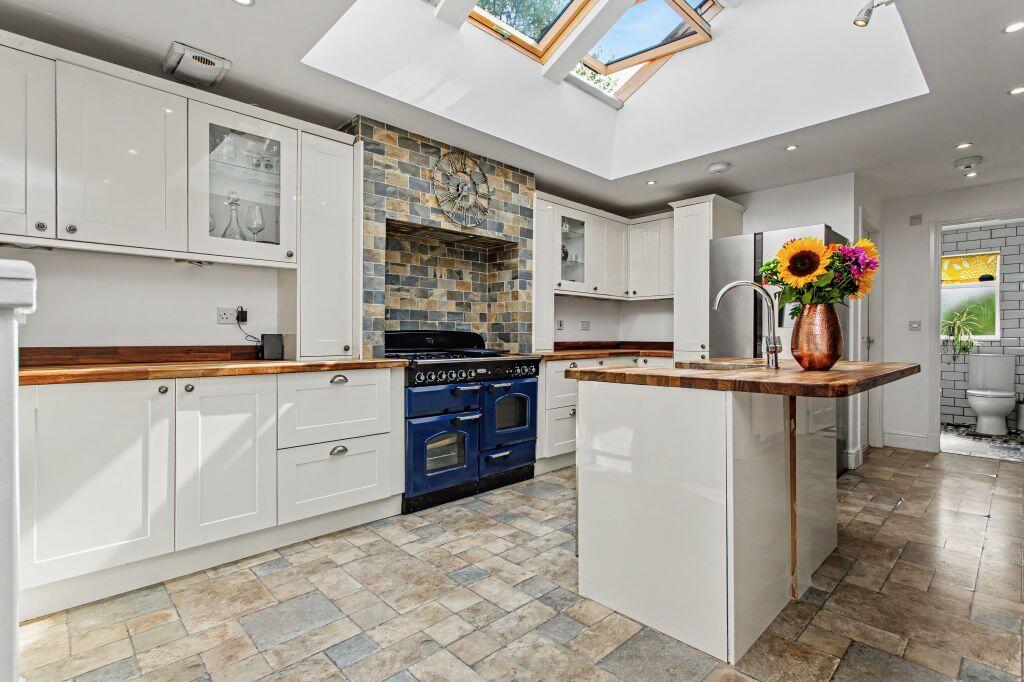 House in Paisley - More