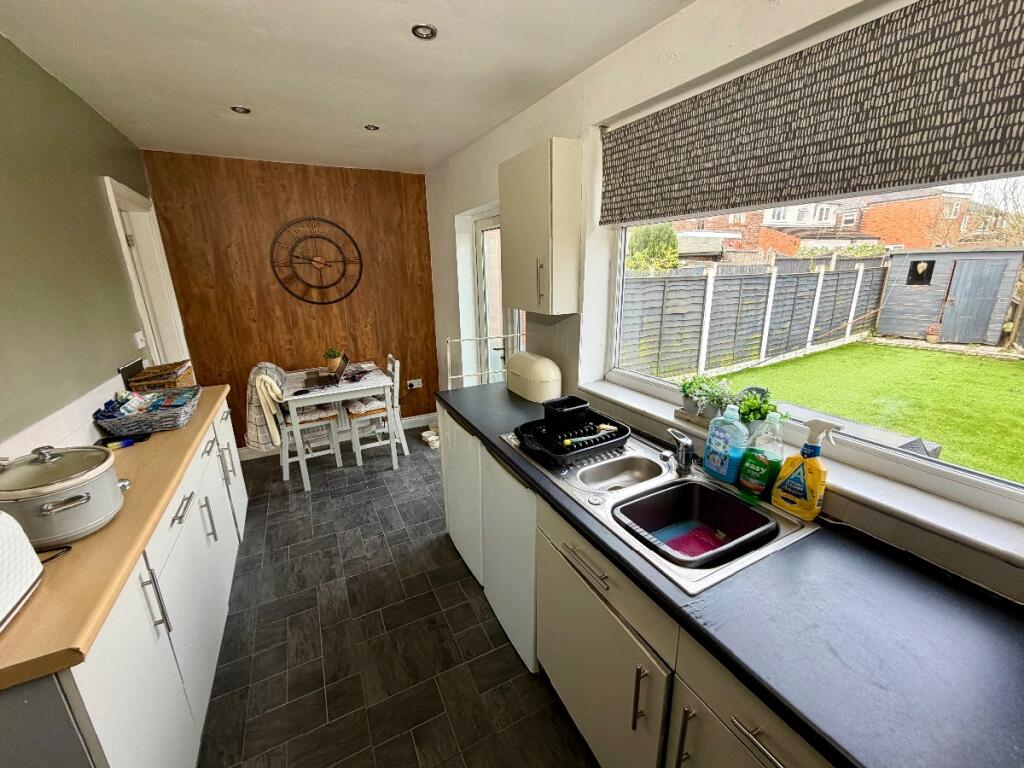 Connaught Avenue, Warrington – pohled 5