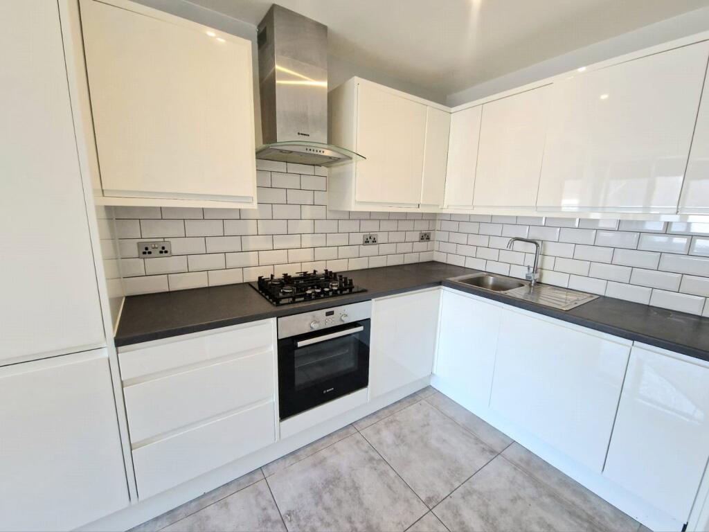 Main image of property: London Road, Bracknell, Berkshire, RG12