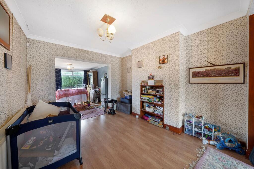 House in London - View 4