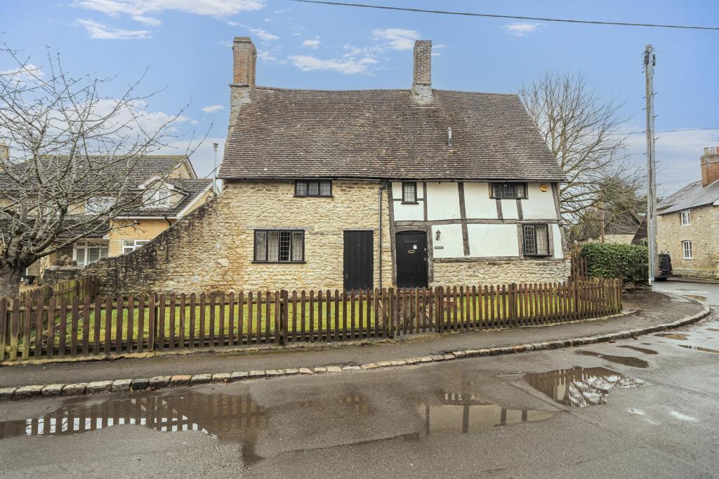 Main image of property: South Hinksey, Oxford, OX1