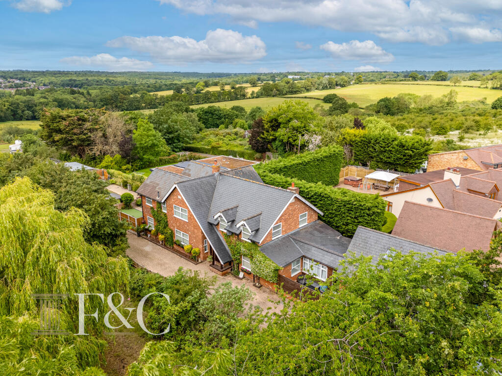 Main image of property: Newgatestreet Road, Goffs Oak, Hertfordshire