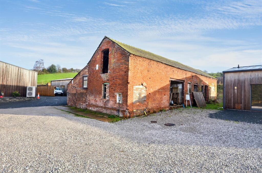 Main image of property: The Outlanes, Meaford, Stone