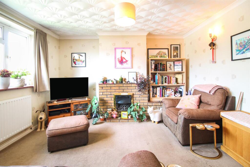 Apartment in Bristol, Northville - View 5