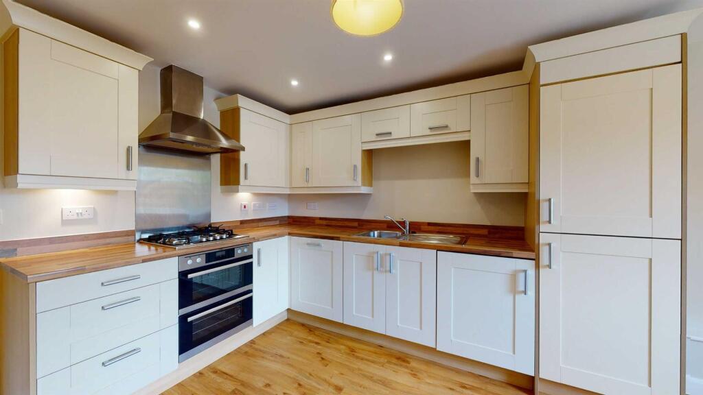 Apartment in Shrewsbury - View 3