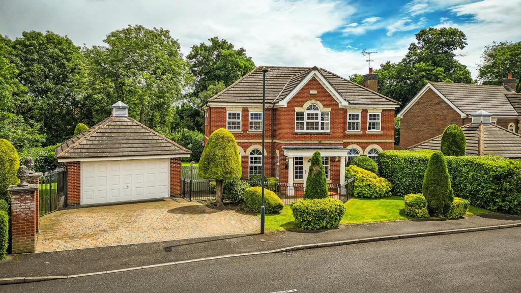 Main image of property: Lakeside Drive, Littleover, Derby