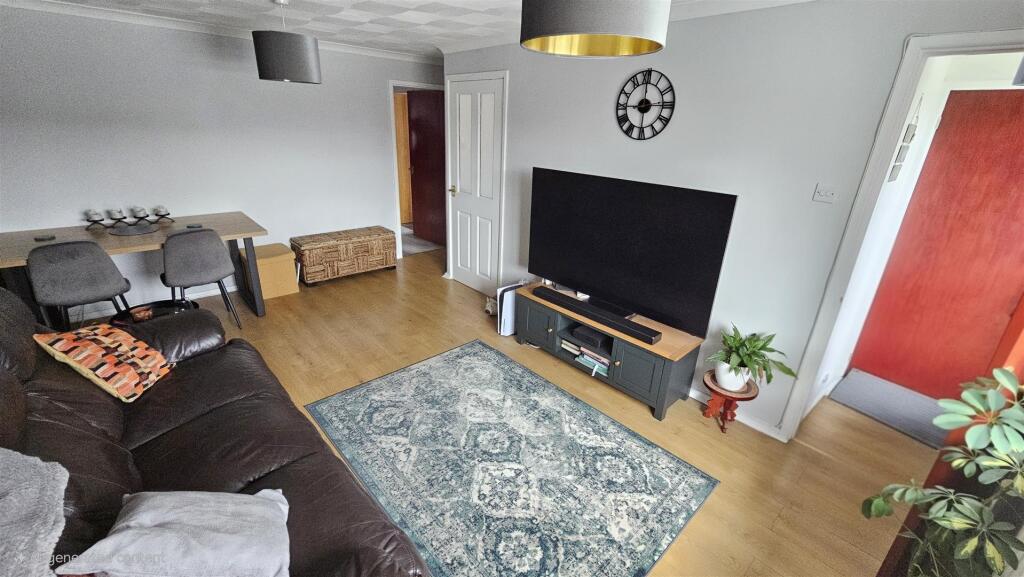 Blackthorn Close, Bingham photo 4