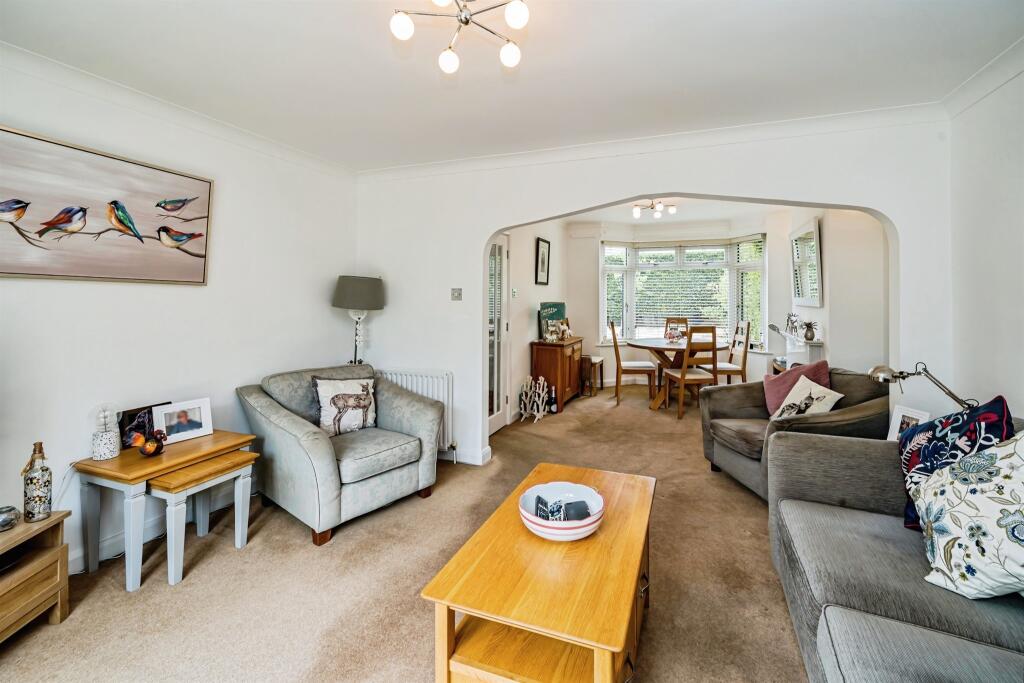 Hag Hill Lane, Taplow, Maidenhead photo 4