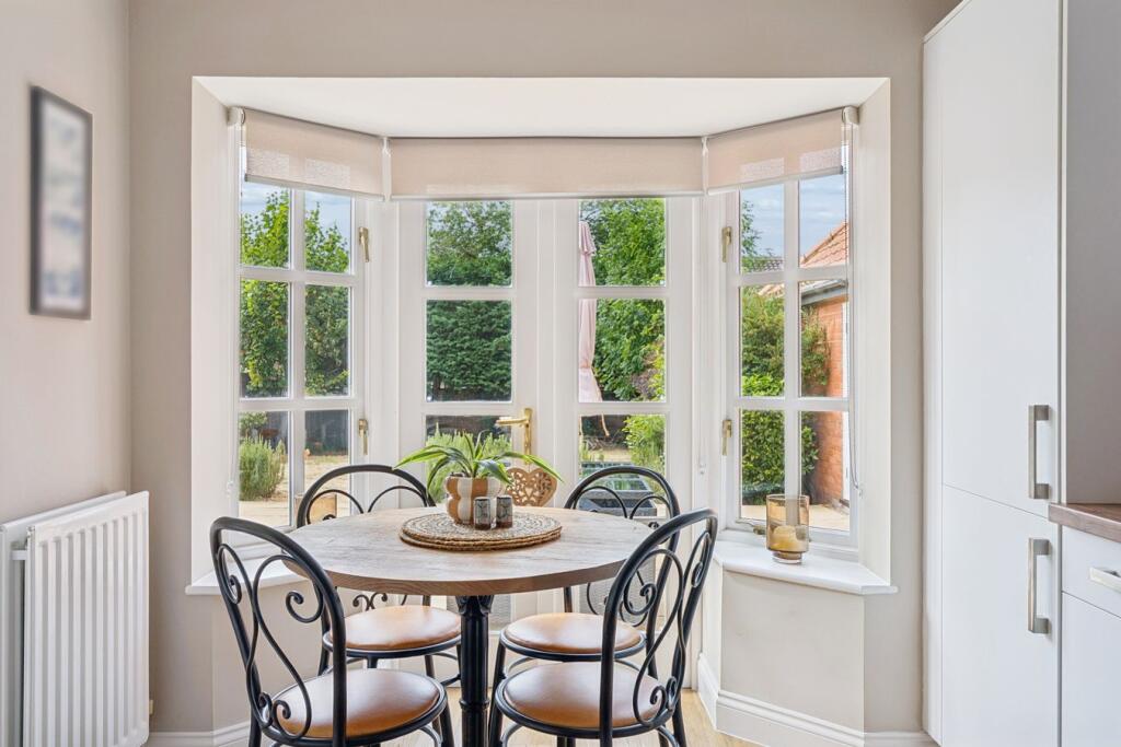 House in Henlow, Central Bedfordshire - View 5