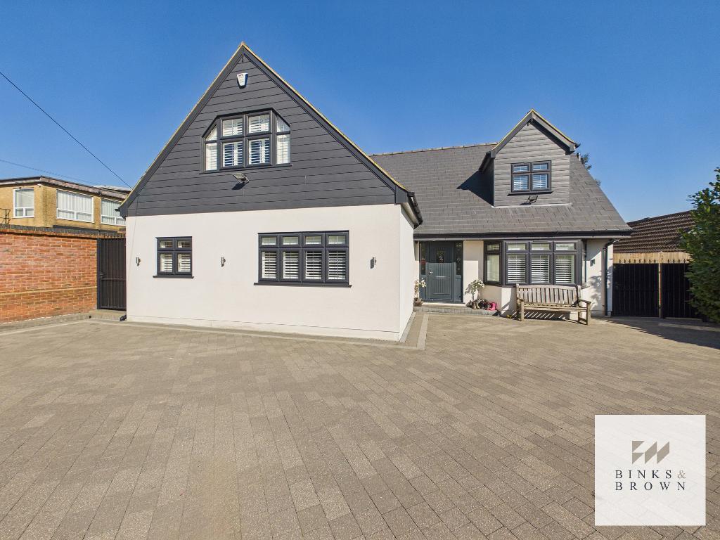 Main image of property: Thames Drive, Chadwell St Mary, Essex, RM16 4BL