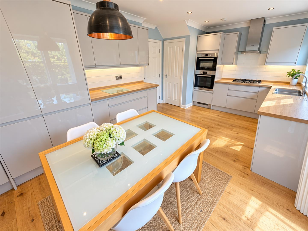 House in Bristol, Port Marine - View 2