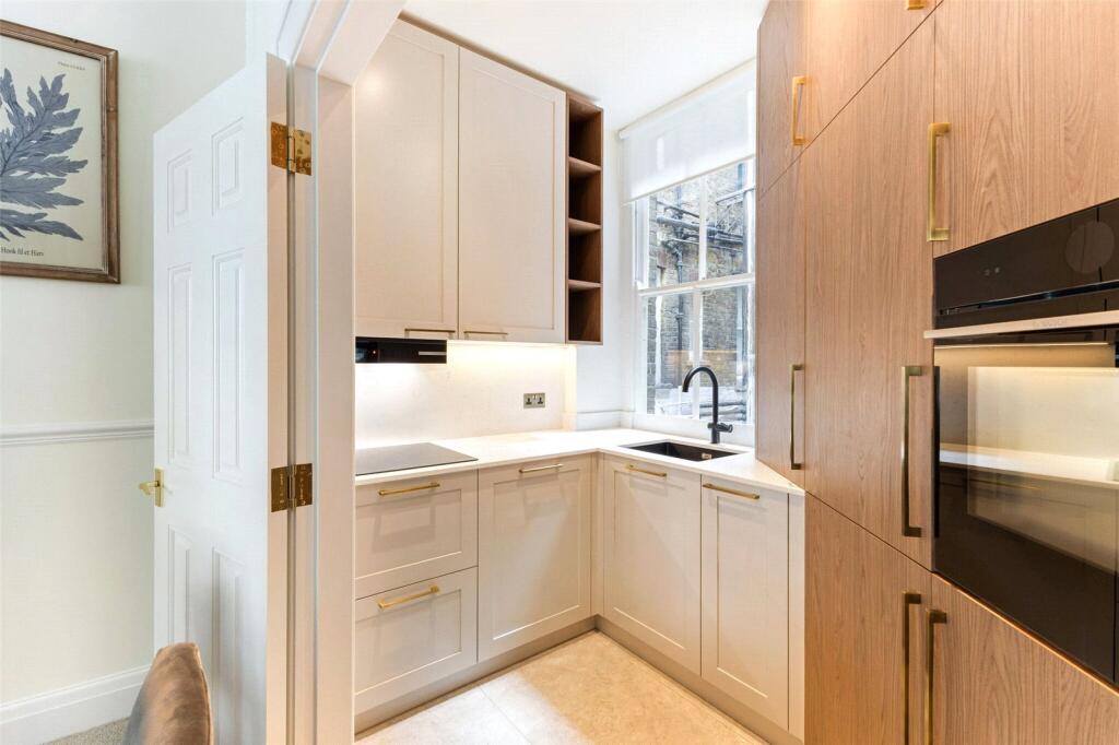 Apartment in London, Royal Borough of Kensington and Chelsea - View 3