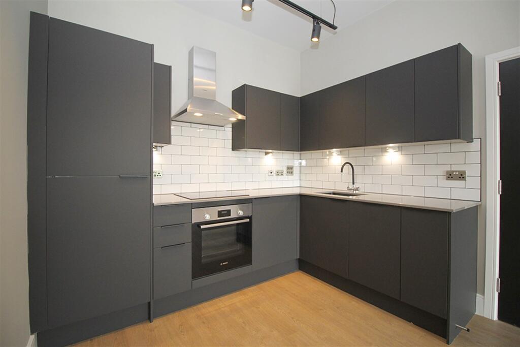Apartment in Leicester - View 3