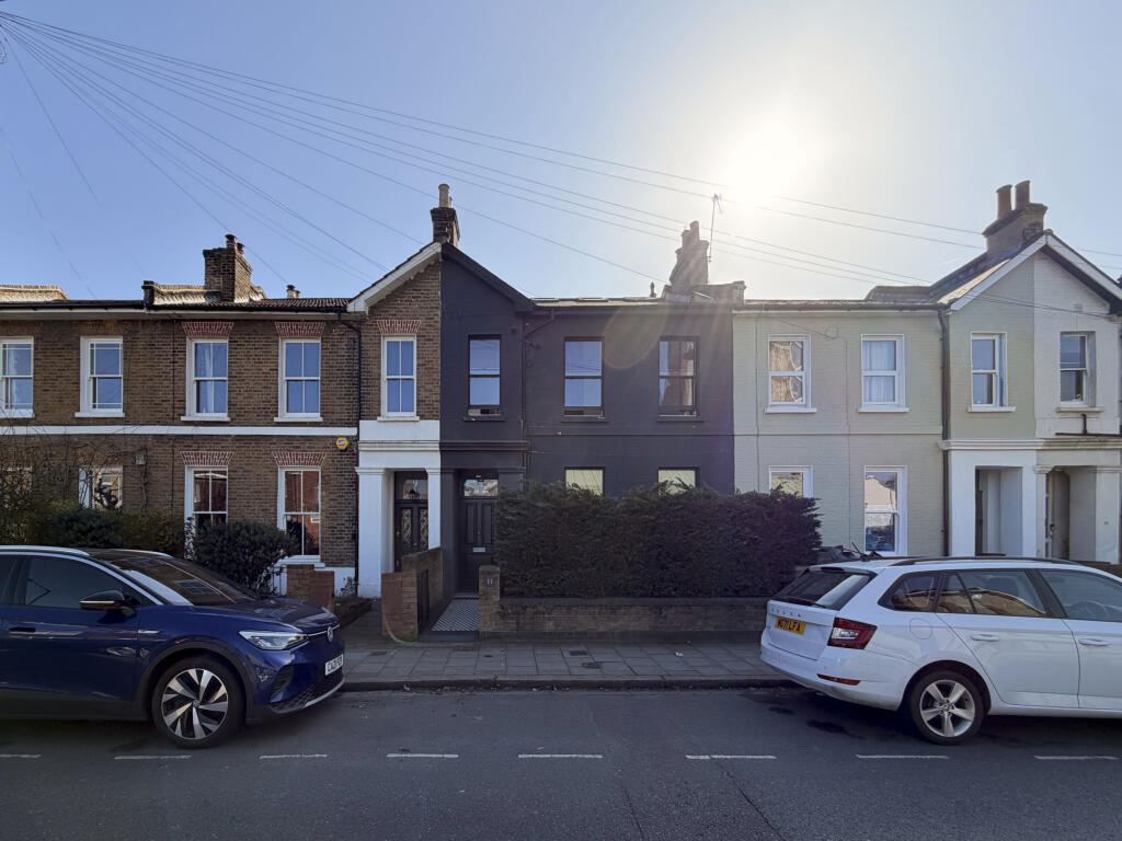 Main image of property: Meeting House Lane, SE15
