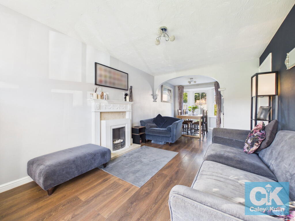House in South Staffordshire, Penkridge - View 3