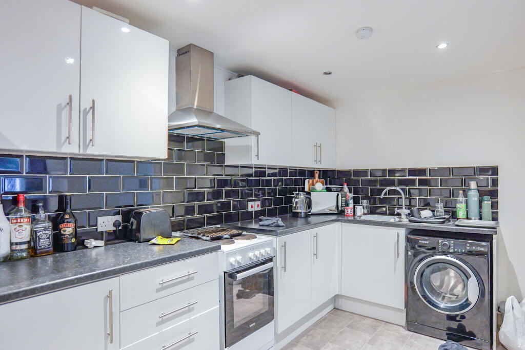 Apartment in Burnley, Lancashire - More