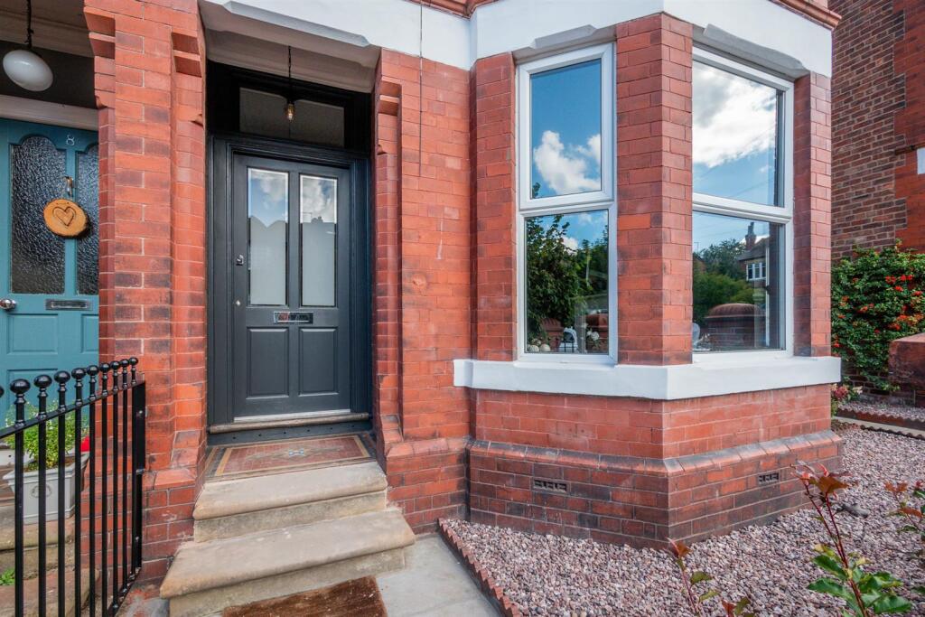 House in Trafford, Hale - View 5